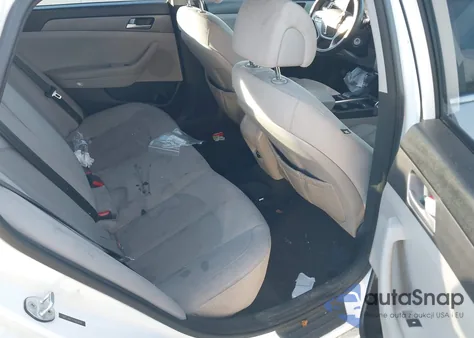 2015 Hyundai Sonata Se z USA, uszkodzony, nr VIN 5NPE24AF7FH037648